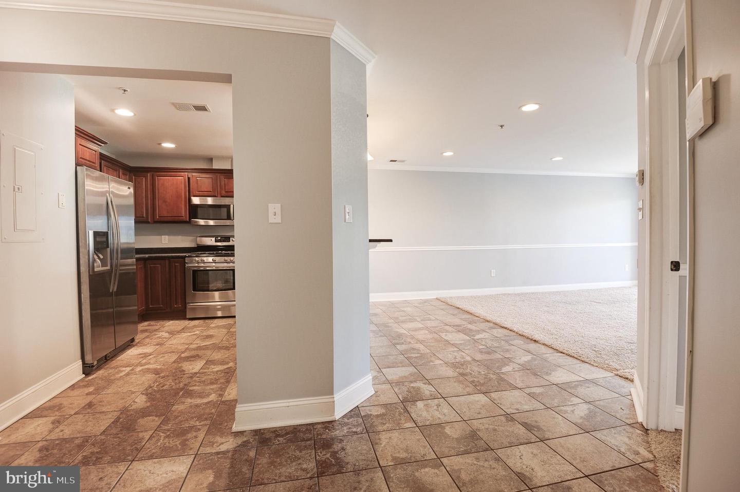 20593 CORNSTALK TER #201, ASHBURN, Virginia 20147, 2 Bedrooms Bedrooms, ,2 BathroomsBathrooms,Residential,For sale,20593 CORNSTALK TER #201,VALO2094826 MLS # VALO2094826