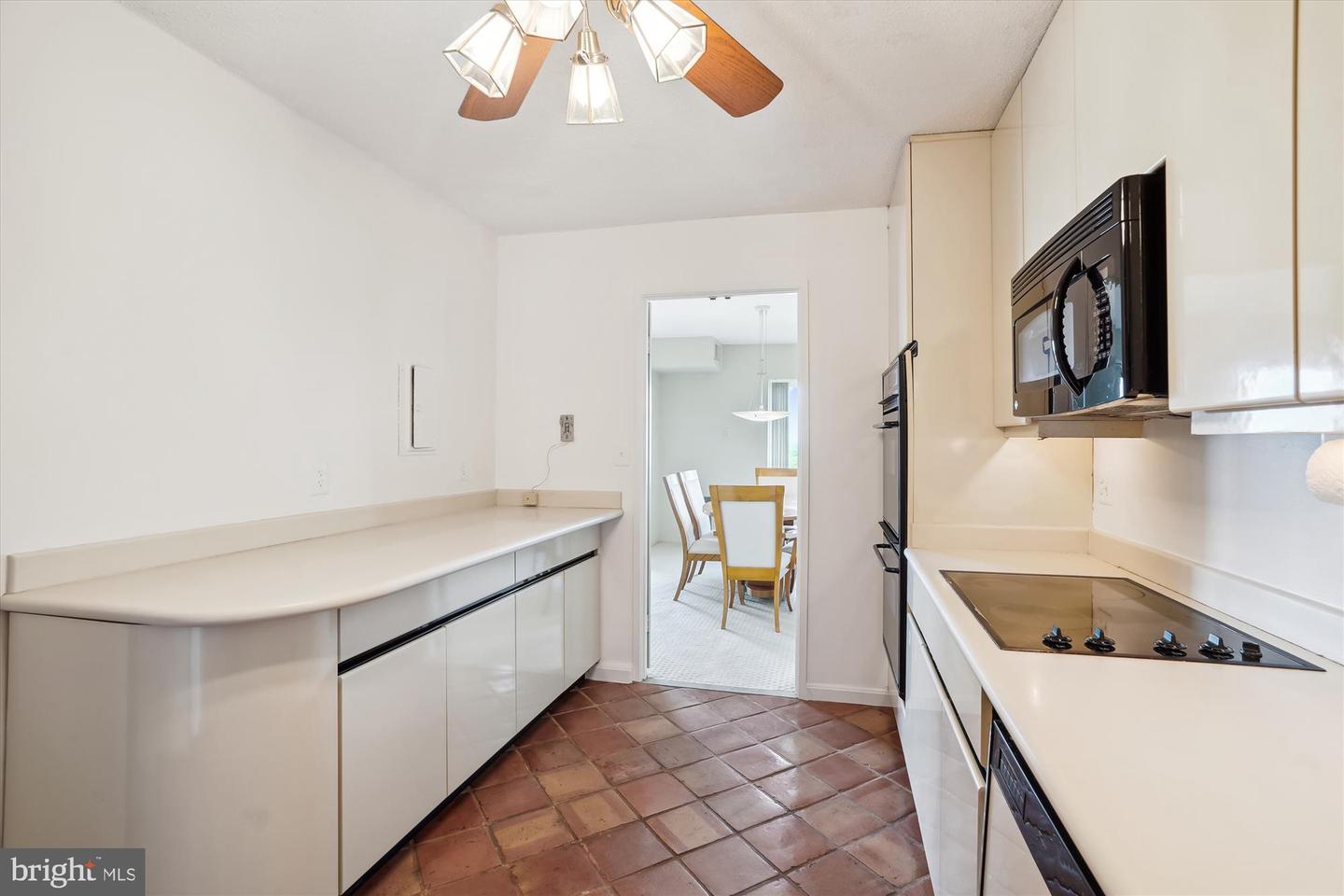 8380 GREENSBORO DR #1012, MCLEAN, Virginia 22102, 3 Bedrooms Bedrooms, ,2 BathroomsBathrooms,Residential,For sale,8380 GREENSBORO DR #1012,VAFX2236898 MLS # VAFX2236898