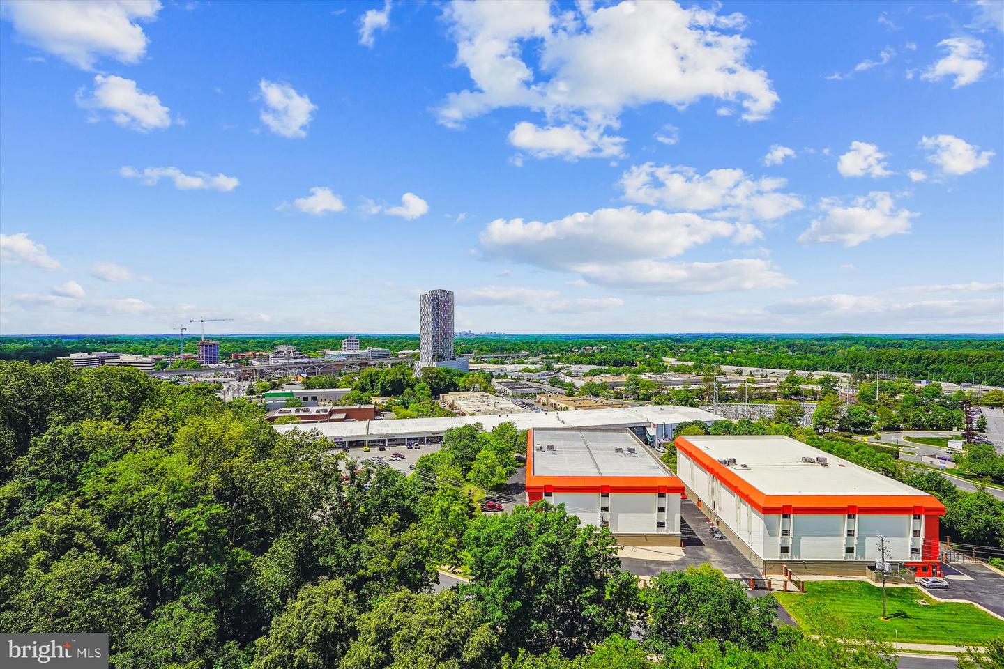 8380 GREENSBORO DR #1012, MCLEAN, Virginia 22102, 3 Bedrooms Bedrooms, ,2 BathroomsBathrooms,Residential,For sale,8380 GREENSBORO DR #1012,VAFX2236898 MLS # VAFX2236898