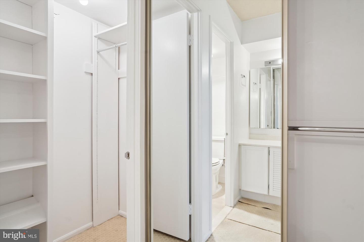 8380 GREENSBORO DR #1012, MCLEAN, Virginia 22102, 3 Bedrooms Bedrooms, ,2 BathroomsBathrooms,Residential,For sale,8380 GREENSBORO DR #1012,VAFX2236898 MLS # VAFX2236898