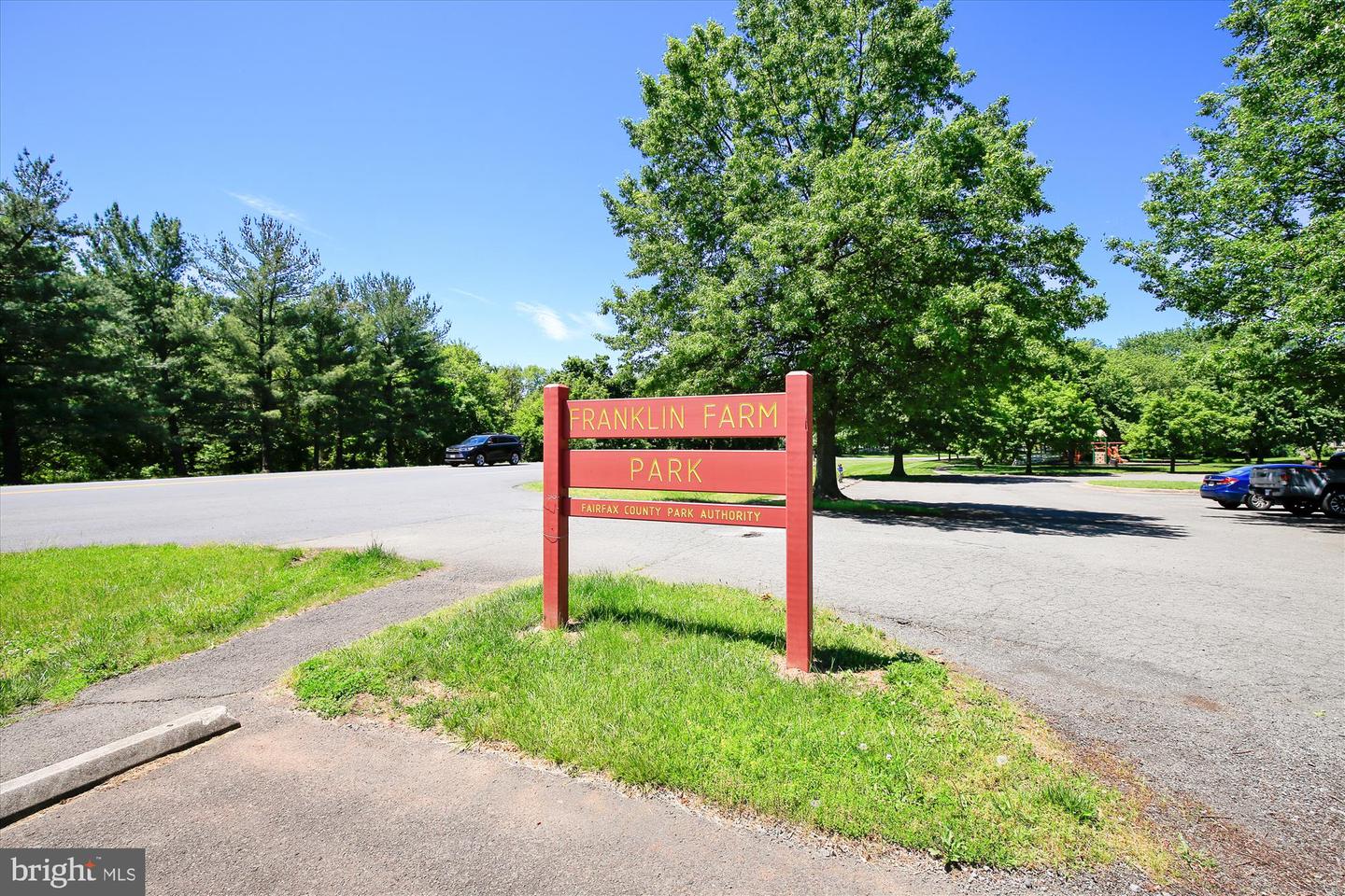 13492 FOXLEASE, OAK HILL, Virginia 20171, 2 Bedrooms Bedrooms, ,2 BathroomsBathrooms,Residential,For sale,13492 FOXLEASE,VAFX2236926 MLS # VAFX2236926