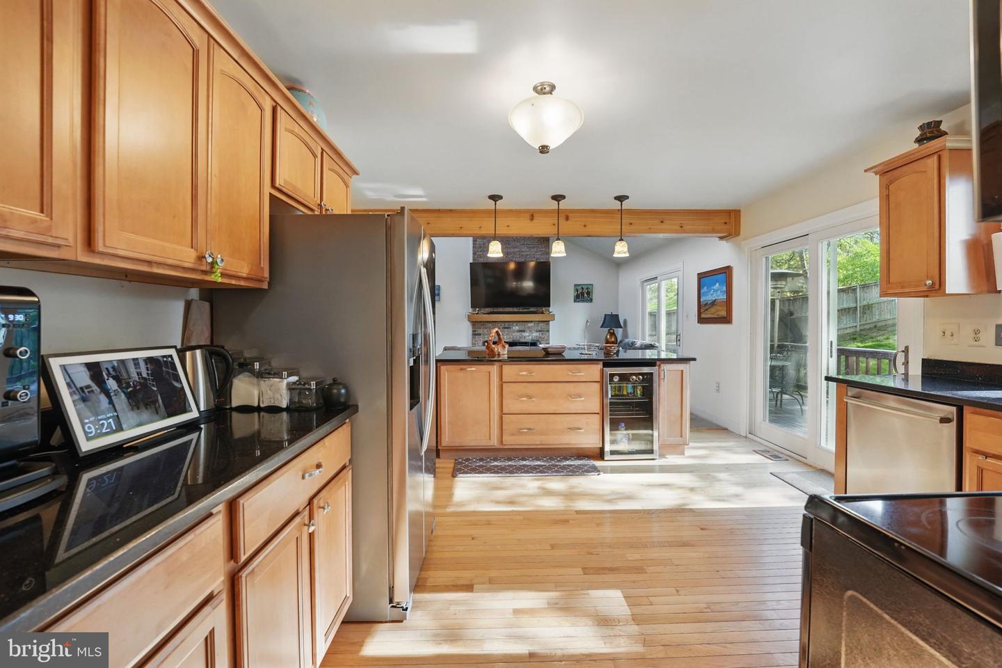 9601 TINSMITH LN, BURKE, Virginia 22015, 4 Bedrooms Bedrooms, ,3 BathroomsBathrooms,Residential,For sale,9601 TINSMITH LN,VAFX2236960 MLS # VAFX2236960