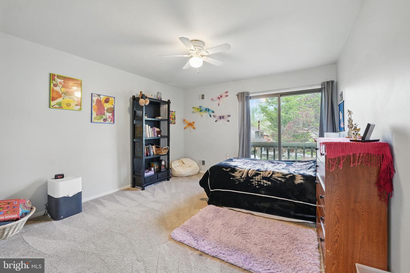 9601 TINSMITH LN, BURKE, Virginia 22015, 4 Bedrooms Bedrooms, ,3 BathroomsBathrooms,Residential,For sale,9601 TINSMITH LN,VAFX2236960 MLS # VAFX2236960