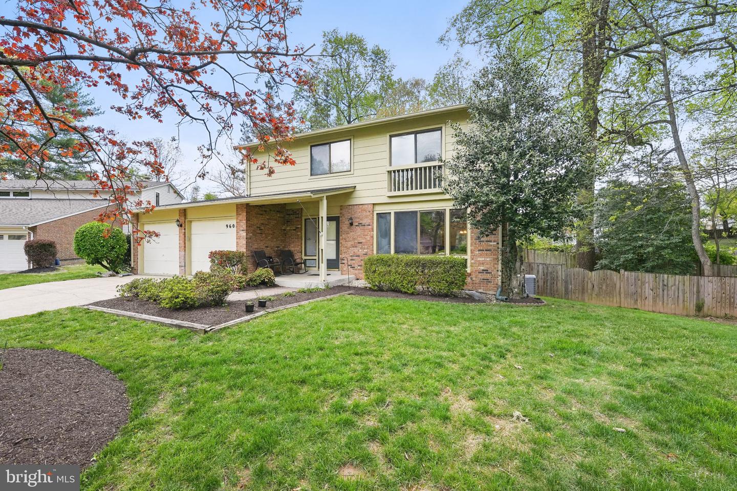 9601 TINSMITH LN, BURKE, Virginia 22015, 4 Bedrooms Bedrooms, ,3 BathroomsBathrooms,Residential,For sale,9601 TINSMITH LN,VAFX2236960 MLS # VAFX2236960