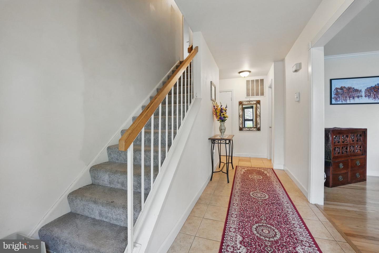 9601 TINSMITH LN, BURKE, Virginia 22015, 4 Bedrooms Bedrooms, ,3 BathroomsBathrooms,Residential,For sale,9601 TINSMITH LN,VAFX2236960 MLS # VAFX2236960