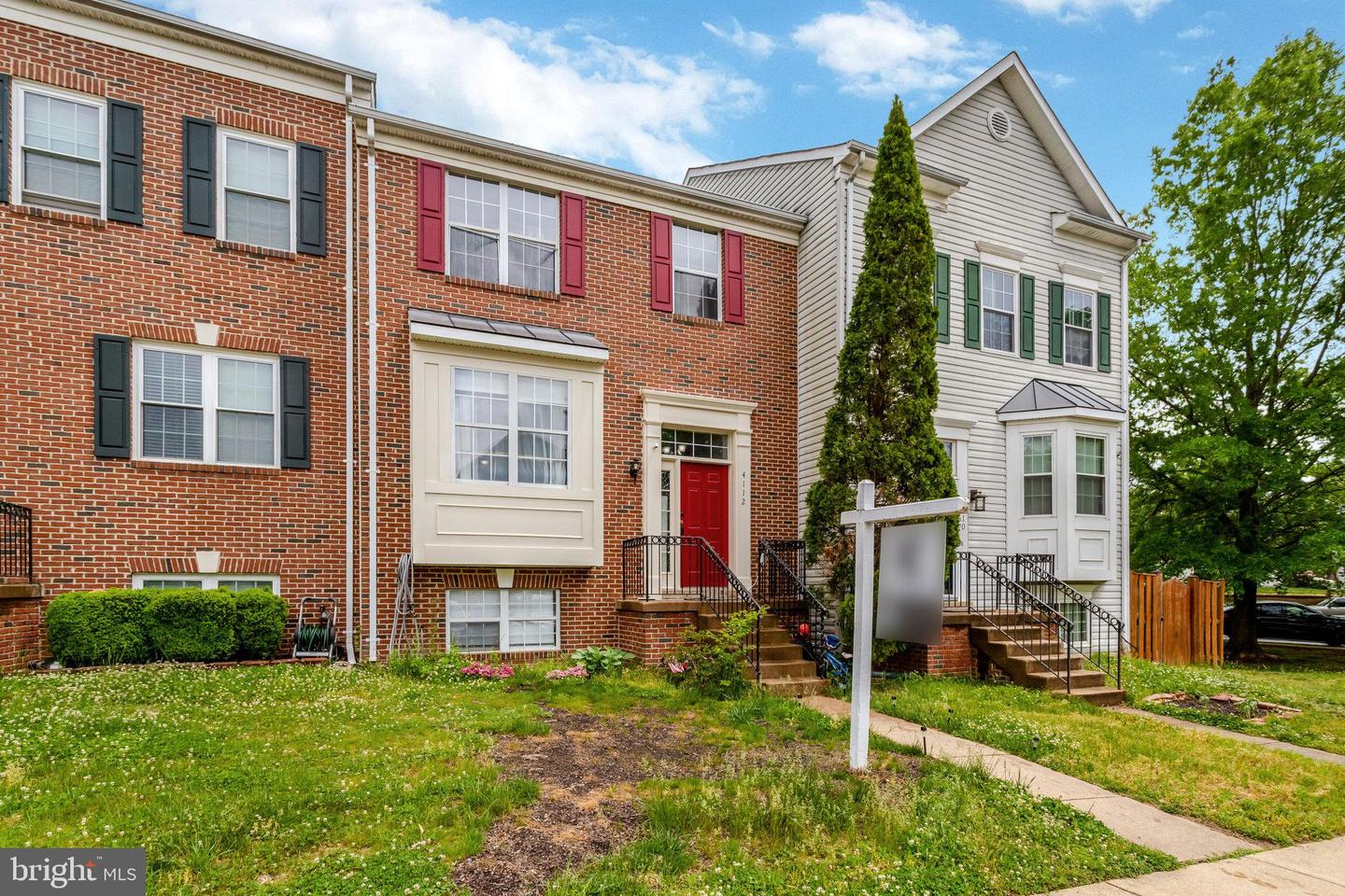 4112 LA MAURICIE LOOP, DUMFRIES, Virginia 22025, 4 Bedrooms Bedrooms, 8 Rooms Rooms,3 BathroomsBathrooms,Residential,For sale,4112 LA MAURICIE LOOP,VAPW2093278 MLS # VAPW2093278