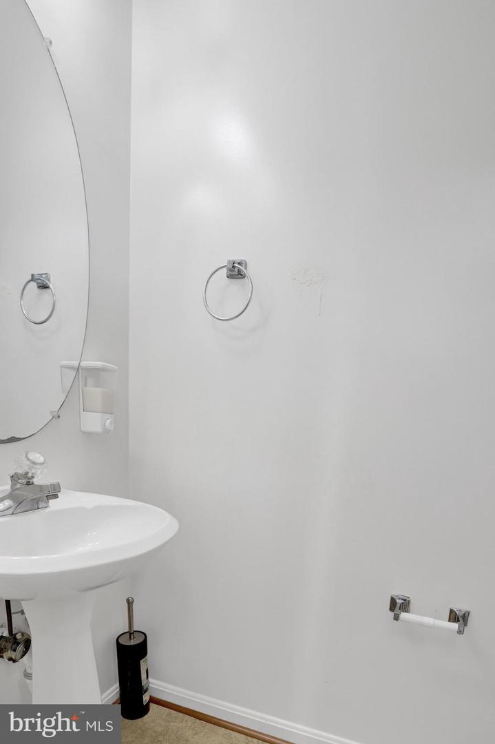 4112 LA MAURICIE LOOP, DUMFRIES, Virginia 22025, 4 Bedrooms Bedrooms, 8 Rooms Rooms,3 BathroomsBathrooms,Residential,For sale,4112 LA MAURICIE LOOP,VAPW2093278 MLS # VAPW2093278