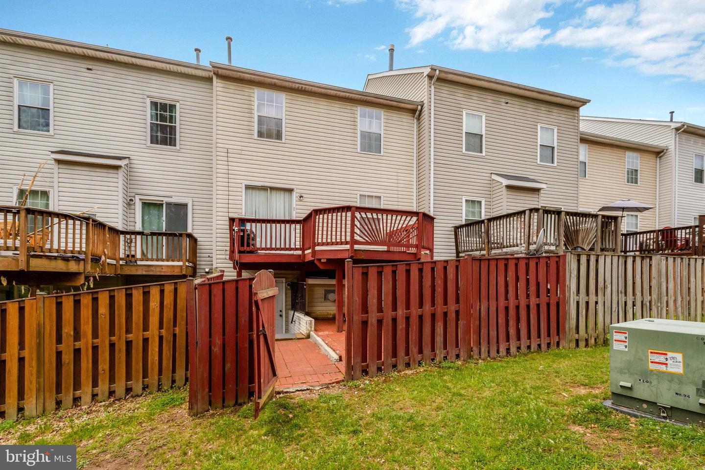 4112 LA MAURICIE LOOP, DUMFRIES, Virginia 22025, 4 Bedrooms Bedrooms, 8 Rooms Rooms,3 BathroomsBathrooms,Residential,For sale,4112 LA MAURICIE LOOP,VAPW2093278 MLS # VAPW2093278