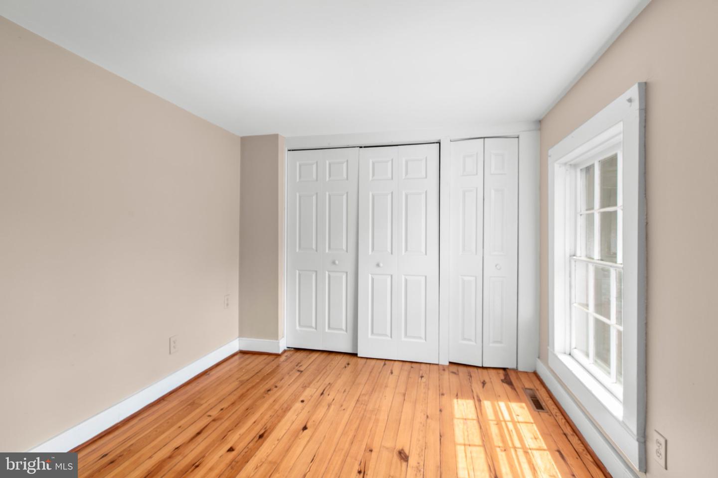 225 PRINCESS ANNE ST, FREDERICKSBURG, Virginia 22401, 4 Bedrooms Bedrooms, ,2 BathroomsBathrooms,Residential,For sale,225 PRINCESS ANNE ST,VAFB2008062 MLS # VAFB2008062