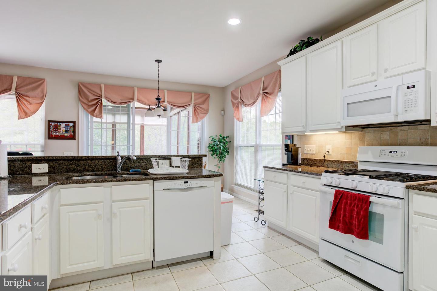 2036 CHELTENHAM CT, WOODBRIDGE, Virginia 22192, 3 Bedrooms Bedrooms, ,3 BathroomsBathrooms,Residential,For sale,2036 CHELTENHAM CT,VAPW2093150 MLS # VAPW2093150