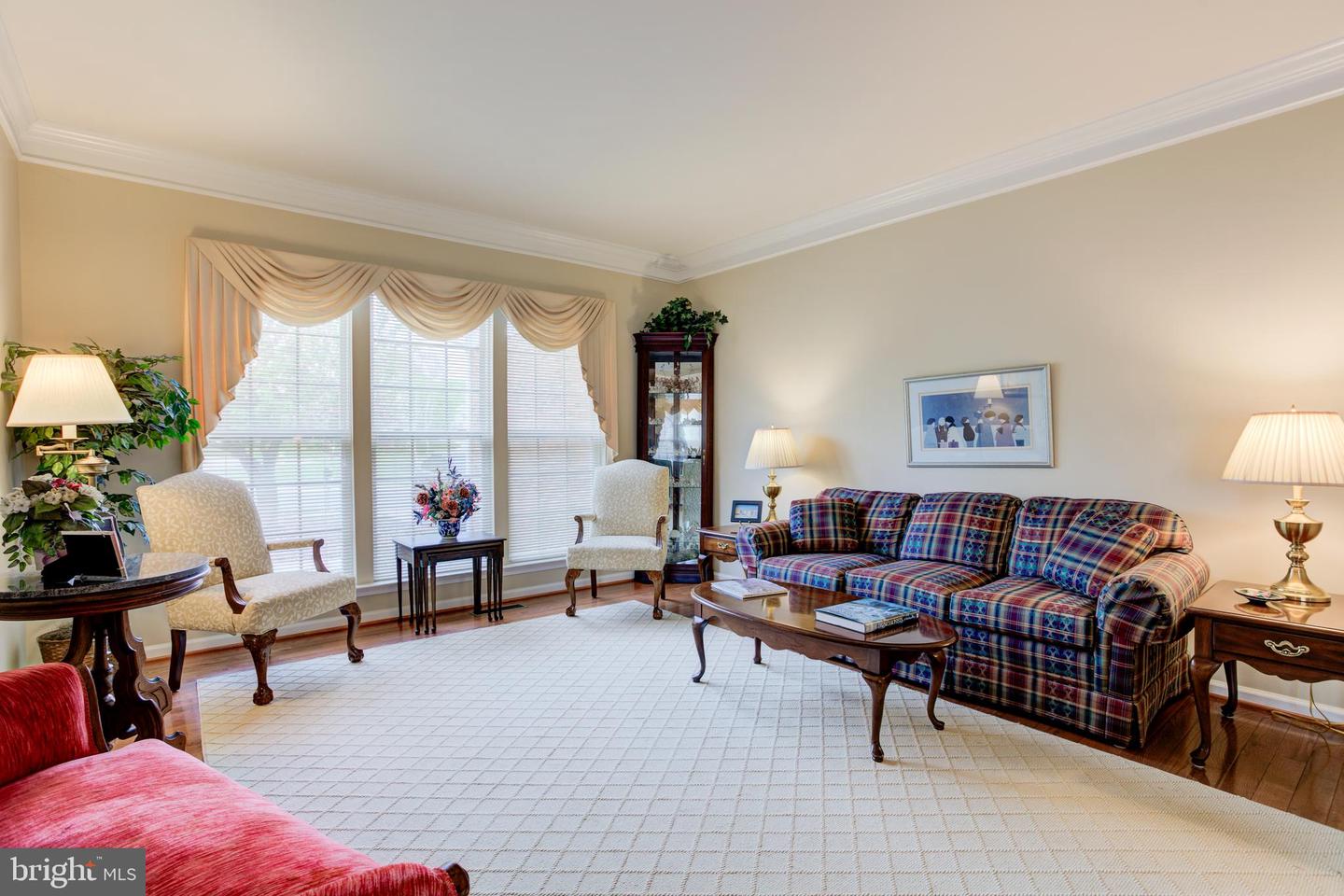 2036 CHELTENHAM CT, WOODBRIDGE, Virginia 22192, 3 Bedrooms Bedrooms, ,3 BathroomsBathrooms,Residential,For sale,2036 CHELTENHAM CT,VAPW2093150 MLS # VAPW2093150