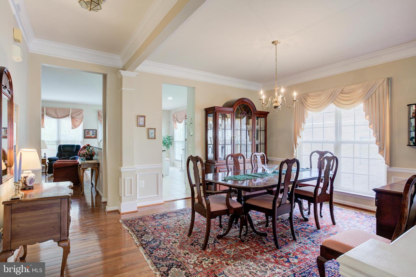 2036 CHELTENHAM CT, WOODBRIDGE, Virginia 22192, 3 Bedrooms Bedrooms, ,3 BathroomsBathrooms,Residential,For sale,2036 CHELTENHAM CT,VAPW2093150 MLS # VAPW2093150