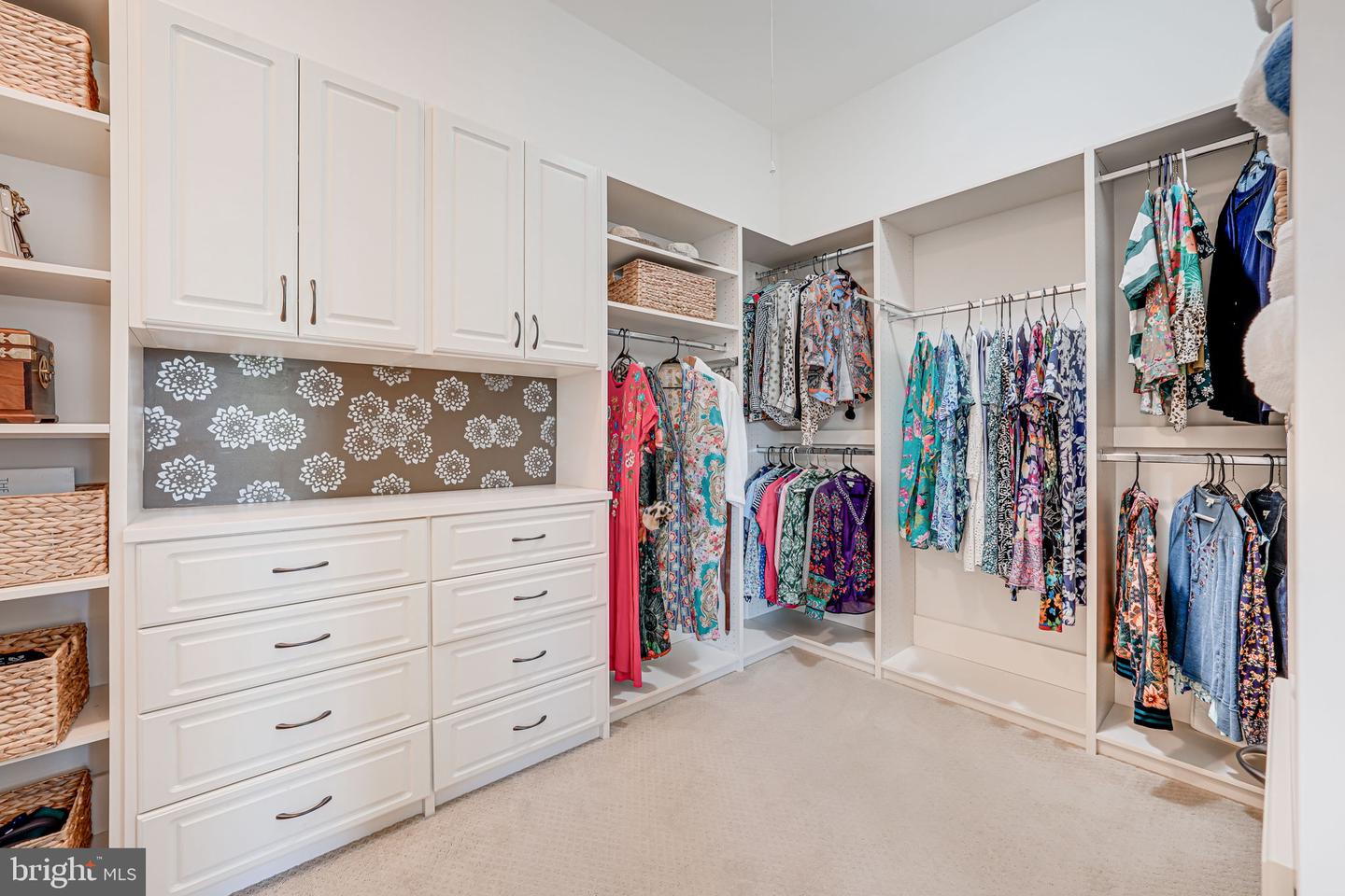 23070 WELBOURNE WALK CT, ASHBURN, Virginia 20148, 4 Bedrooms Bedrooms, ,4 BathroomsBathrooms,Residential,For sale,23070 WELBOURNE WALK CT,VALO2094756 MLS # VALO2094756