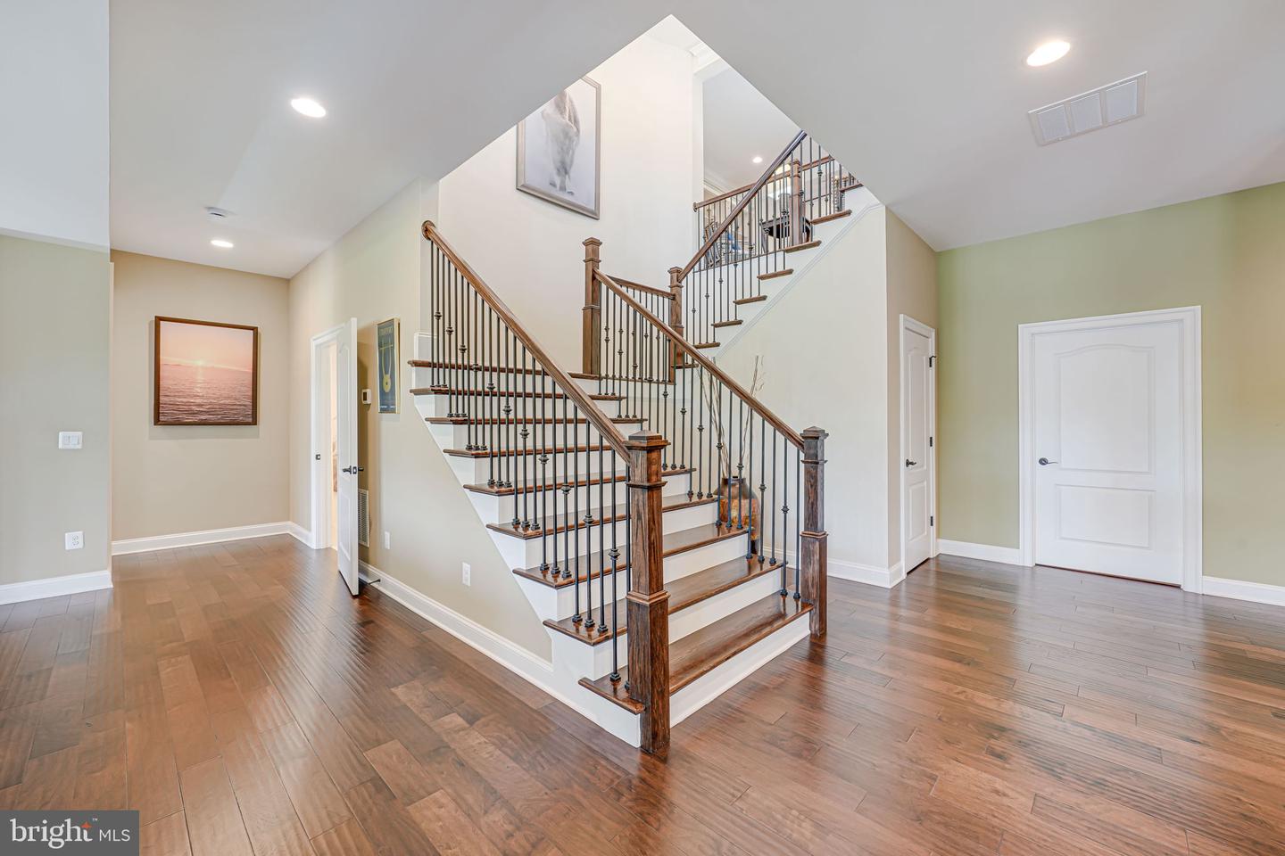 23070 WELBOURNE WALK CT, ASHBURN, Virginia 20148, 4 Bedrooms Bedrooms, ,4 BathroomsBathrooms,Residential,For sale,23070 WELBOURNE WALK CT,VALO2094756 MLS # VALO2094756