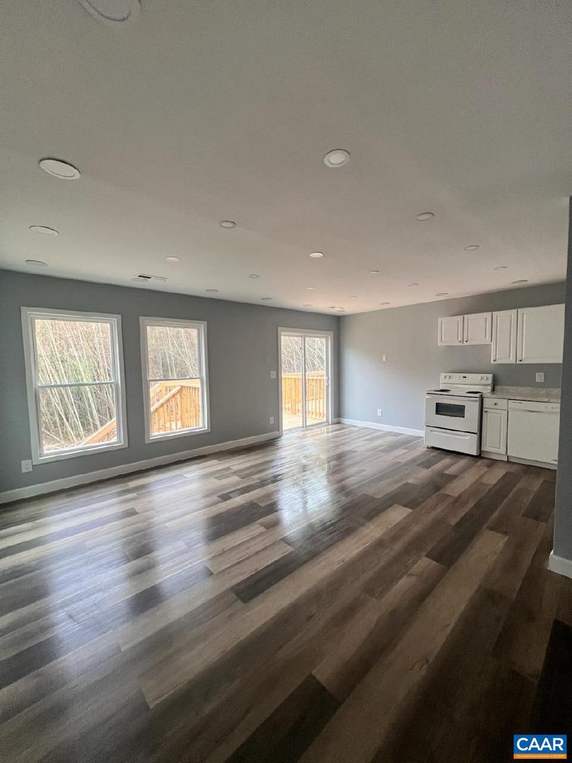 530 CLEVELAND AVE, CHARLOTTESVILLE, Virginia 22903, 6 Bedrooms Bedrooms, ,2 BathroomsBathrooms,Residential,For sale,530 CLEVELAND AVE,663782 MLS # 663782