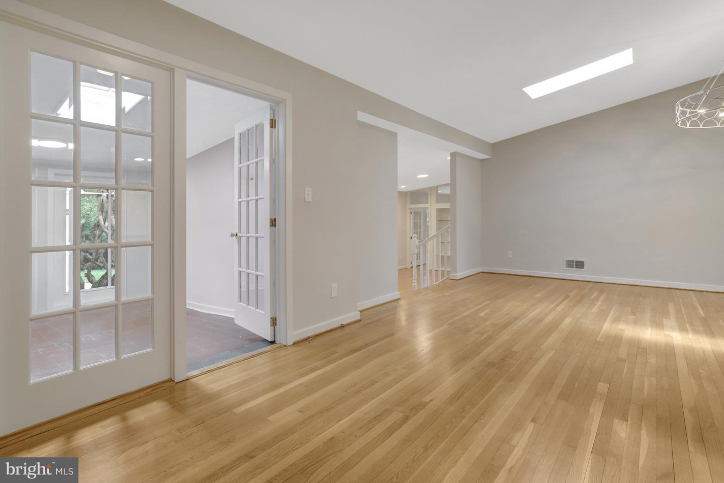 4605 MILLBURN CT, ALEXANDRIA, Virginia 22309, 4 Bedrooms Bedrooms, ,4 BathroomsBathrooms,Residential,For sale,4605 MILLBURN CT,VAFX2236814 MLS # VAFX2236814
