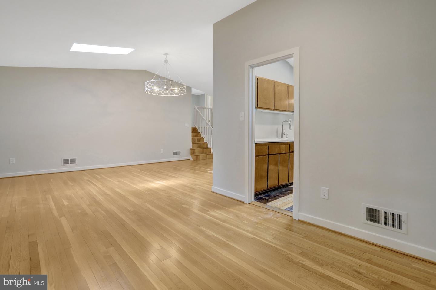4605 MILLBURN CT, ALEXANDRIA, Virginia 22309, 4 Bedrooms Bedrooms, ,4 BathroomsBathrooms,Residential,For sale,4605 MILLBURN CT,VAFX2236814 MLS # VAFX2236814