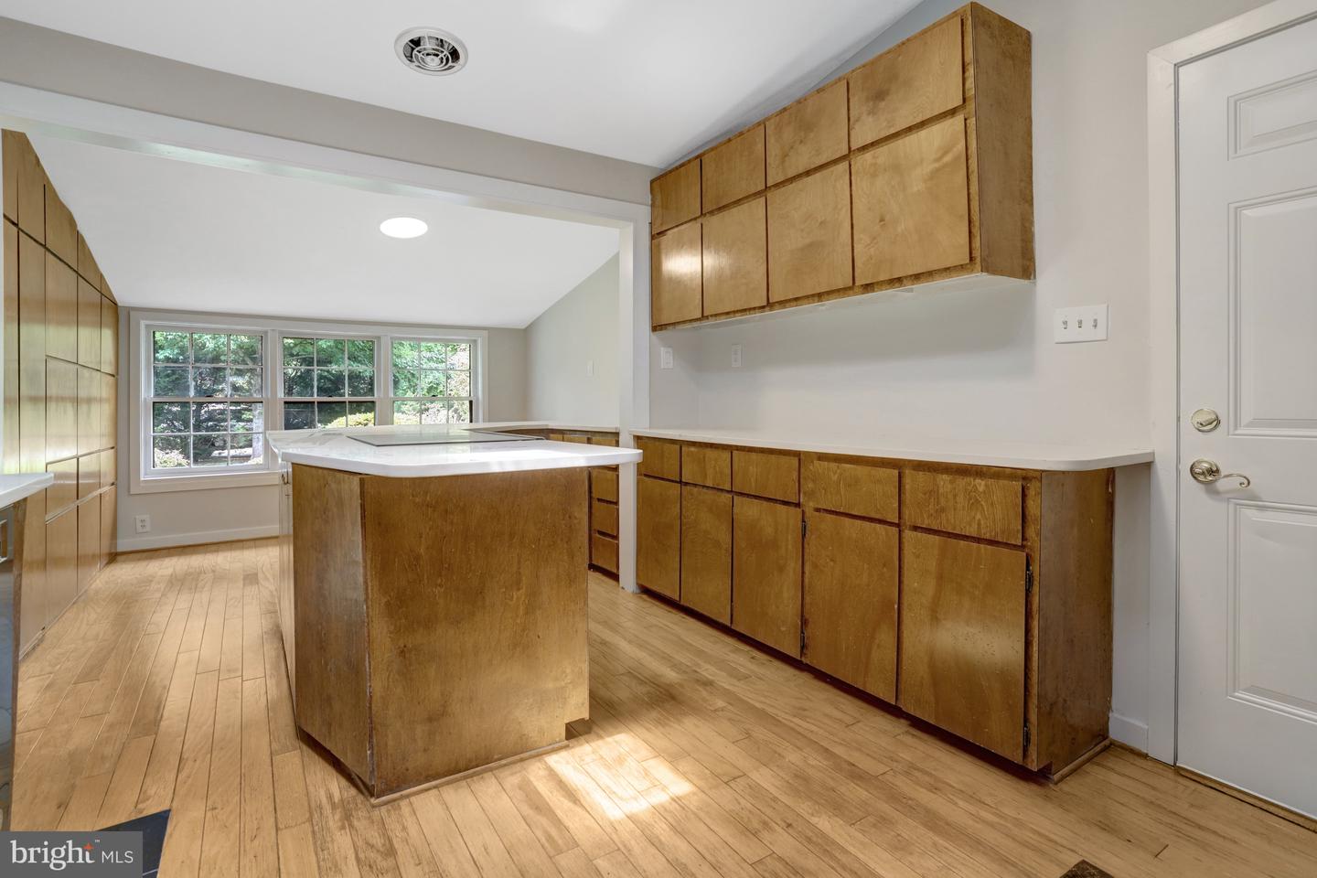 4605 MILLBURN CT, ALEXANDRIA, Virginia 22309, 4 Bedrooms Bedrooms, ,4 BathroomsBathrooms,Residential,For sale,4605 MILLBURN CT,VAFX2236814 MLS # VAFX2236814
