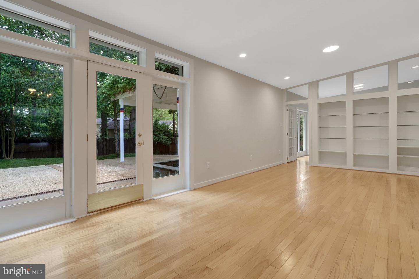 4605 MILLBURN CT, ALEXANDRIA, Virginia 22309, 4 Bedrooms Bedrooms, ,4 BathroomsBathrooms,Residential,For sale,4605 MILLBURN CT,VAFX2236814 MLS # VAFX2236814