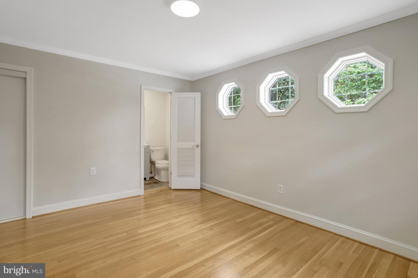 4605 MILLBURN CT, ALEXANDRIA, Virginia 22309, 4 Bedrooms Bedrooms, ,4 BathroomsBathrooms,Residential,For sale,4605 MILLBURN CT,VAFX2236814 MLS # VAFX2236814