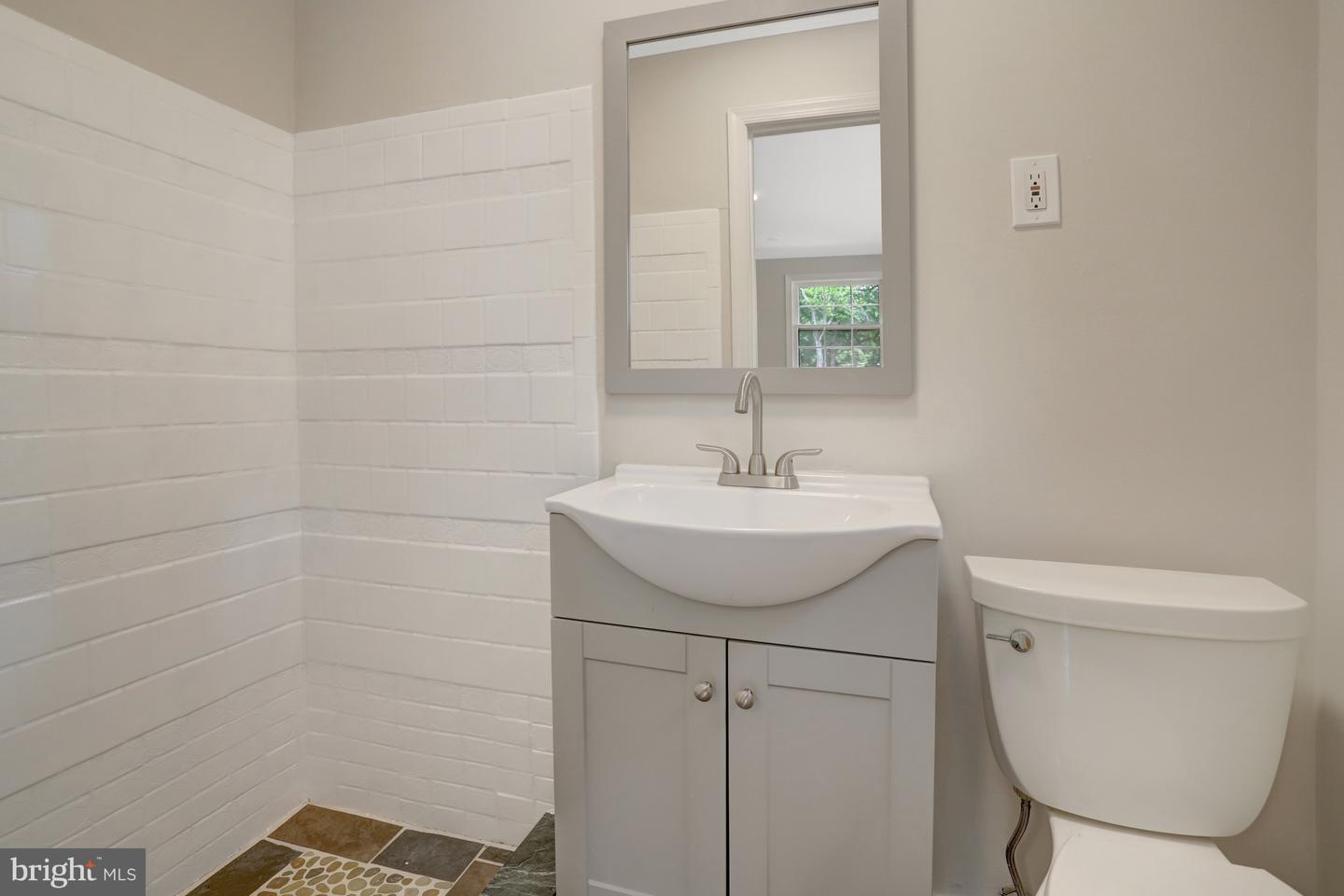 4605 MILLBURN CT, ALEXANDRIA, Virginia 22309, 4 Bedrooms Bedrooms, ,4 BathroomsBathrooms,Residential,For sale,4605 MILLBURN CT,VAFX2236814 MLS # VAFX2236814
