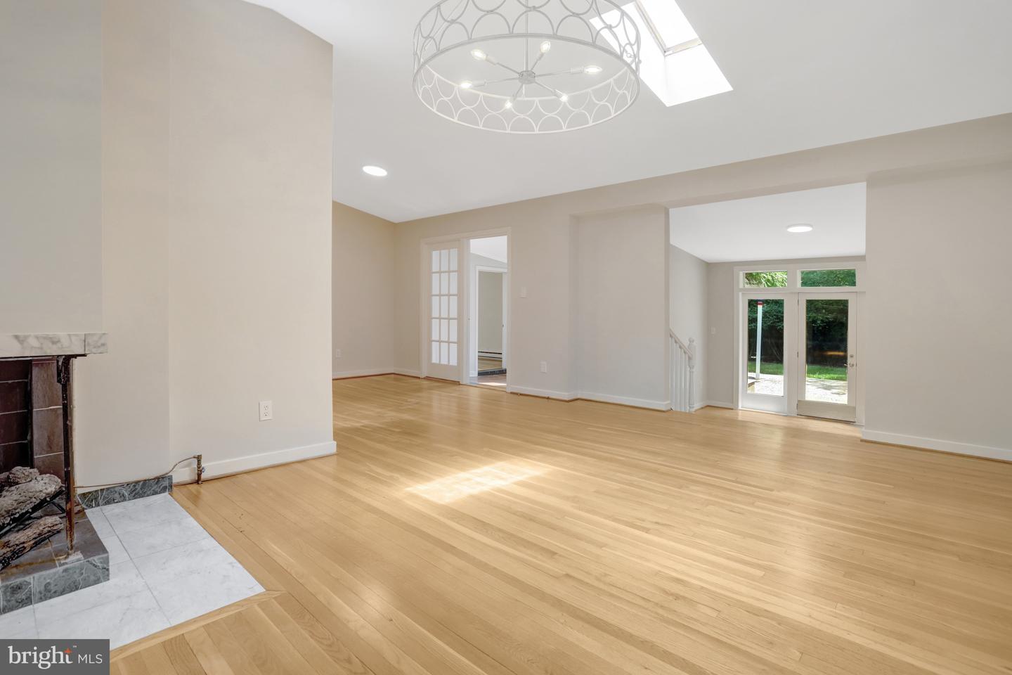 4605 MILLBURN CT, ALEXANDRIA, Virginia 22309, 4 Bedrooms Bedrooms, ,4 BathroomsBathrooms,Residential,For sale,4605 MILLBURN CT,VAFX2236814 MLS # VAFX2236814