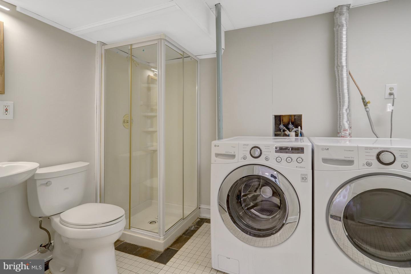 4605 MILLBURN CT, ALEXANDRIA, Virginia 22309, 4 Bedrooms Bedrooms, ,4 BathroomsBathrooms,Residential,For sale,4605 MILLBURN CT,VAFX2236814 MLS # VAFX2236814