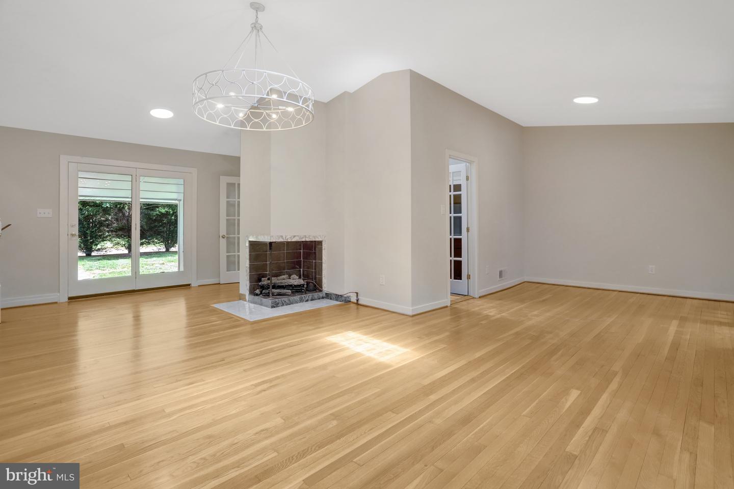 4605 MILLBURN CT, ALEXANDRIA, Virginia 22309, 4 Bedrooms Bedrooms, ,4 BathroomsBathrooms,Residential,For sale,4605 MILLBURN CT,VAFX2236814 MLS # VAFX2236814