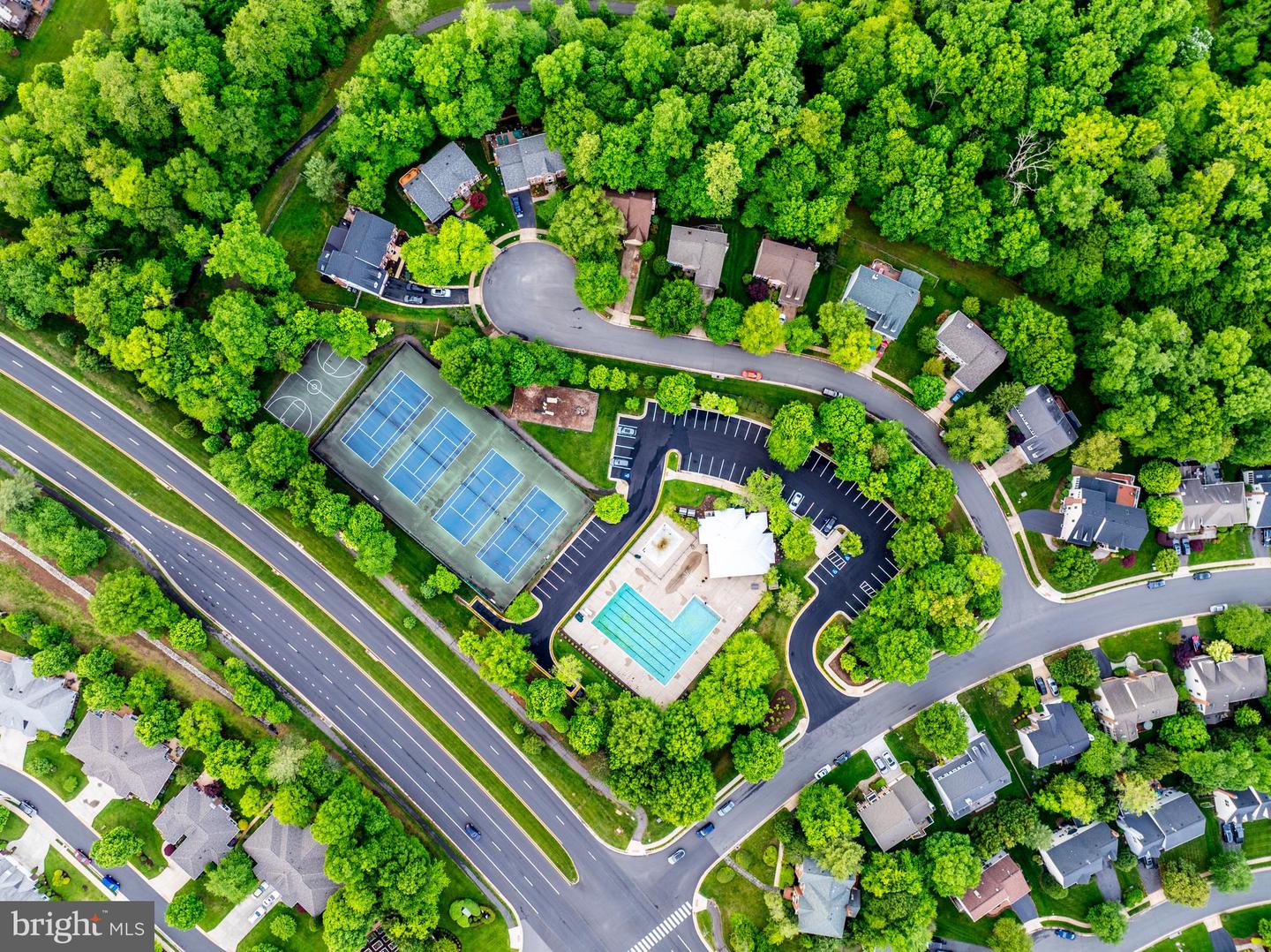 47024 BERWICK CT, STERLING, Virginia 20165, 5 Bedrooms Bedrooms, ,4 BathroomsBathrooms,Residential,For sale,47024 BERWICK CT,VALO2094768 MLS # VALO2094768