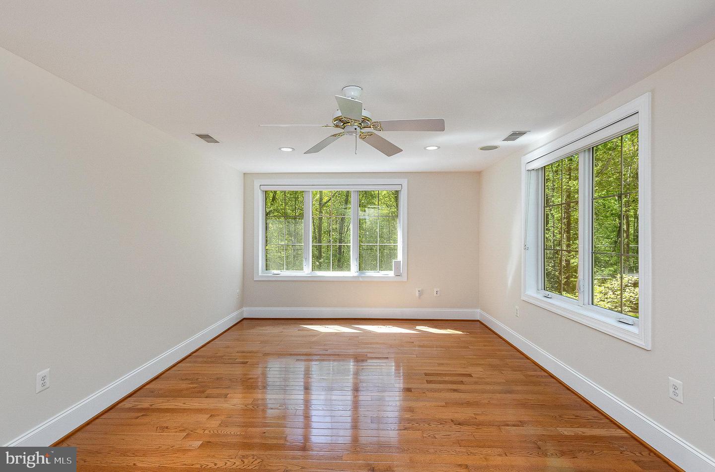 121 MARLBOROUGH POINT RD, STAFFORD, Virginia 22554, 3 Bedrooms Bedrooms, 17 Rooms Rooms,3 BathroomsBathrooms,Residential,For sale,121 MARLBOROUGH POINT RD,VAST2038190 MLS # VAST2038190