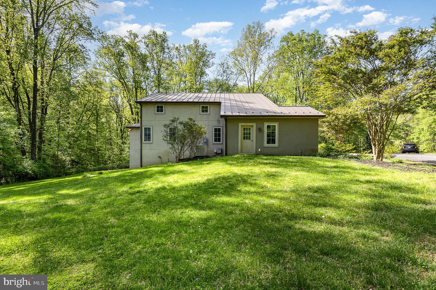 121 MARLBOROUGH POINT RD, STAFFORD, Virginia 22554, 3 Bedrooms Bedrooms, 17 Rooms Rooms,3 BathroomsBathrooms,Residential,For sale,121 MARLBOROUGH POINT RD,VAST2038190 MLS # VAST2038190