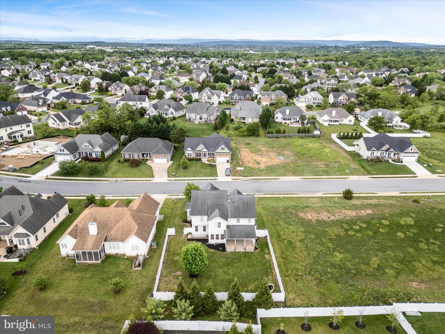 226 TAGGART DR, WINCHESTER, Virginia 22602, 4 Bedrooms Bedrooms, 12 Rooms Rooms,3 BathroomsBathrooms,Residential,For sale,226 TAGGART DR,VAFV2033686 MLS # VAFV2033686