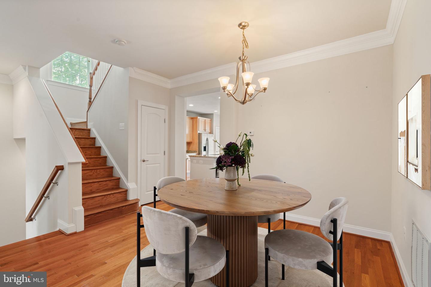 8015 RESERVE WAY, VIENNA, Virginia 22182, 3 Bedrooms Bedrooms, ,2 BathroomsBathrooms,Residential,For sale,8015 RESERVE WAY,VAFX2236704 MLS # VAFX2236704