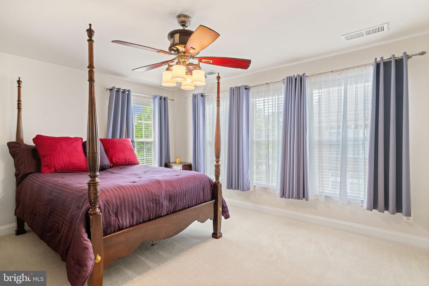 8015 RESERVE WAY, VIENNA, Virginia 22182, 3 Bedrooms Bedrooms, ,2 BathroomsBathrooms,Residential,For sale,8015 RESERVE WAY,VAFX2236704 MLS # VAFX2236704