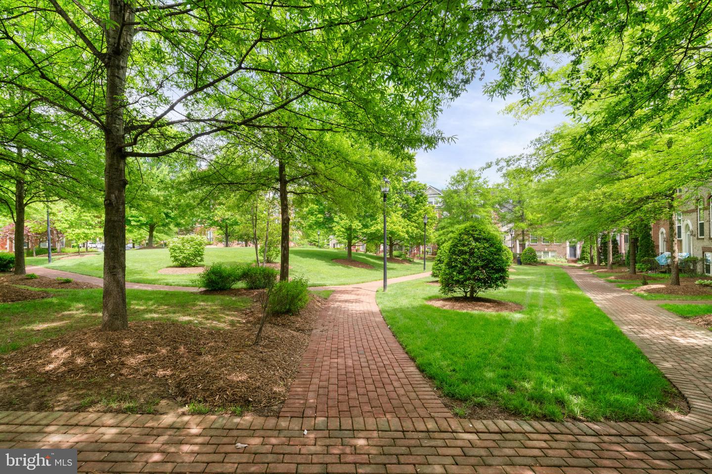 8015 RESERVE WAY, VIENNA, Virginia 22182, 3 Bedrooms Bedrooms, ,2 BathroomsBathrooms,Residential,For sale,8015 RESERVE WAY,VAFX2236704 MLS # VAFX2236704