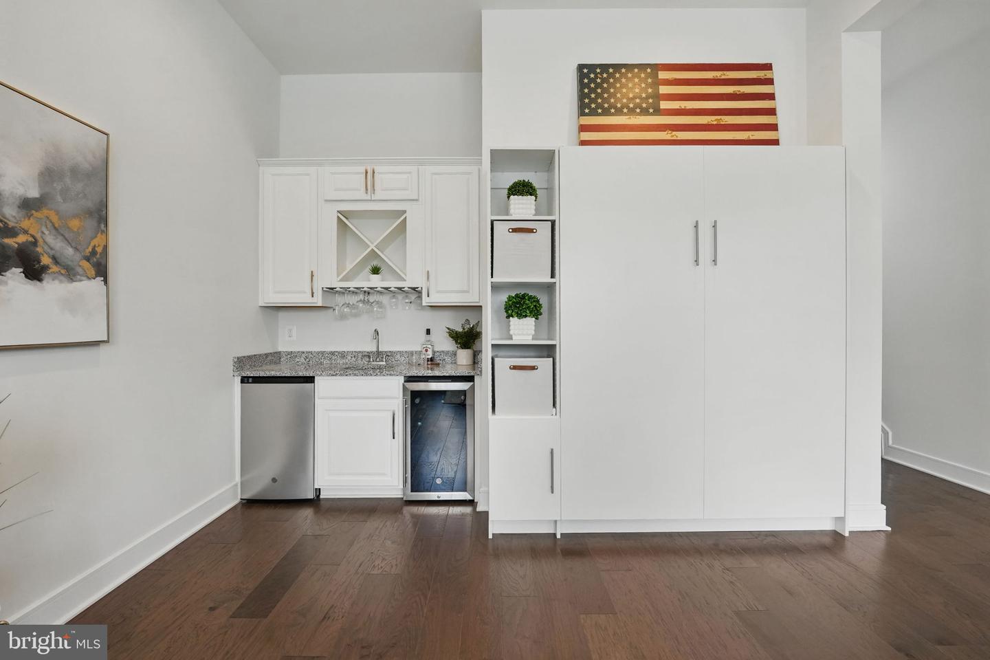 23032 LAVALLETTE SQ, BRAMBLETON, Virginia 20148, 3 Bedrooms Bedrooms, 15 Rooms Rooms,2 BathroomsBathrooms,Residential,For sale,23032 LAVALLETTE SQ,VALO2094942 MLS # VALO2094942