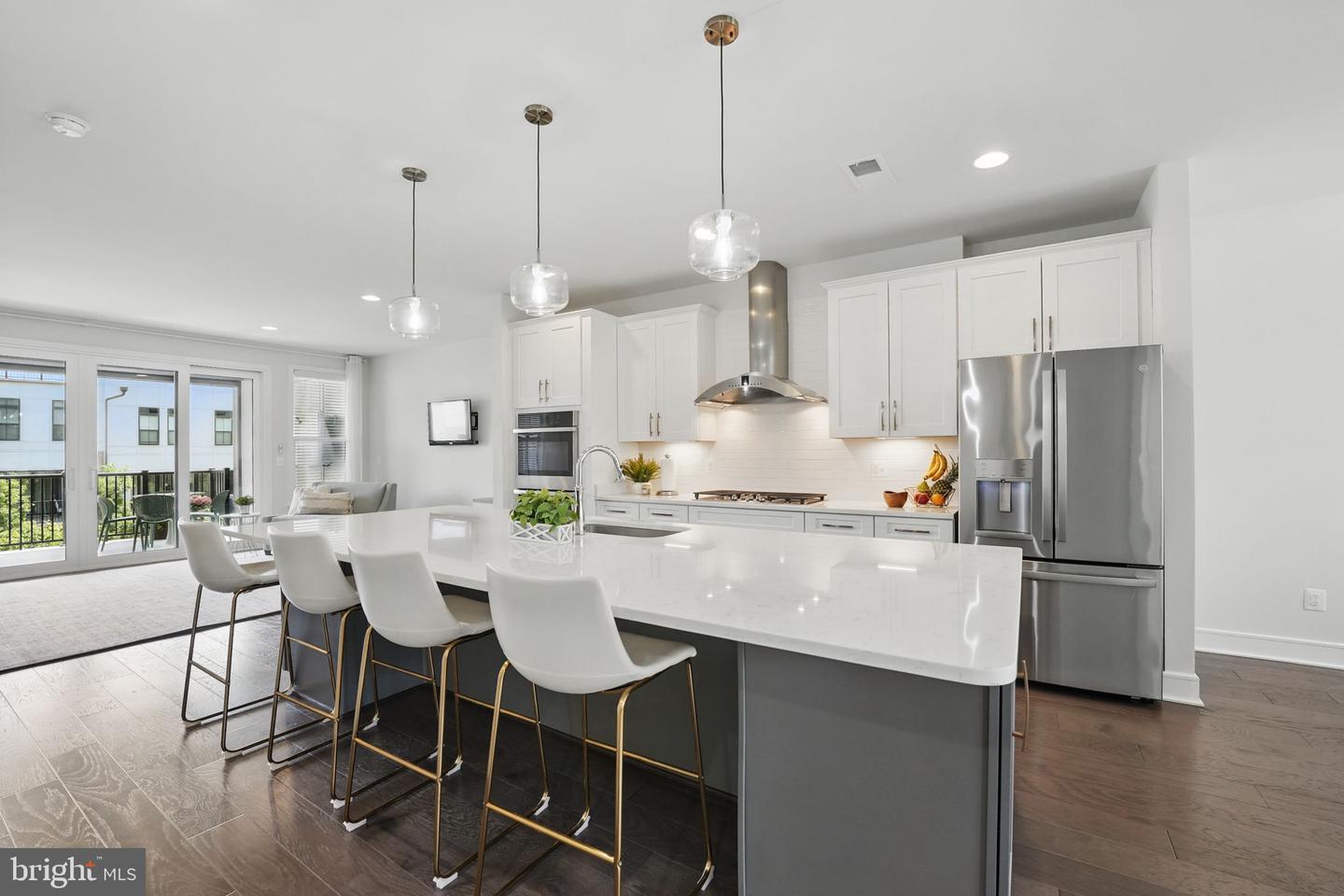 23032 LAVALLETTE SQ, BRAMBLETON, Virginia 20148, 3 Bedrooms Bedrooms, 15 Rooms Rooms,2 BathroomsBathrooms,Residential,For sale,23032 LAVALLETTE SQ,VALO2094942 MLS # VALO2094942