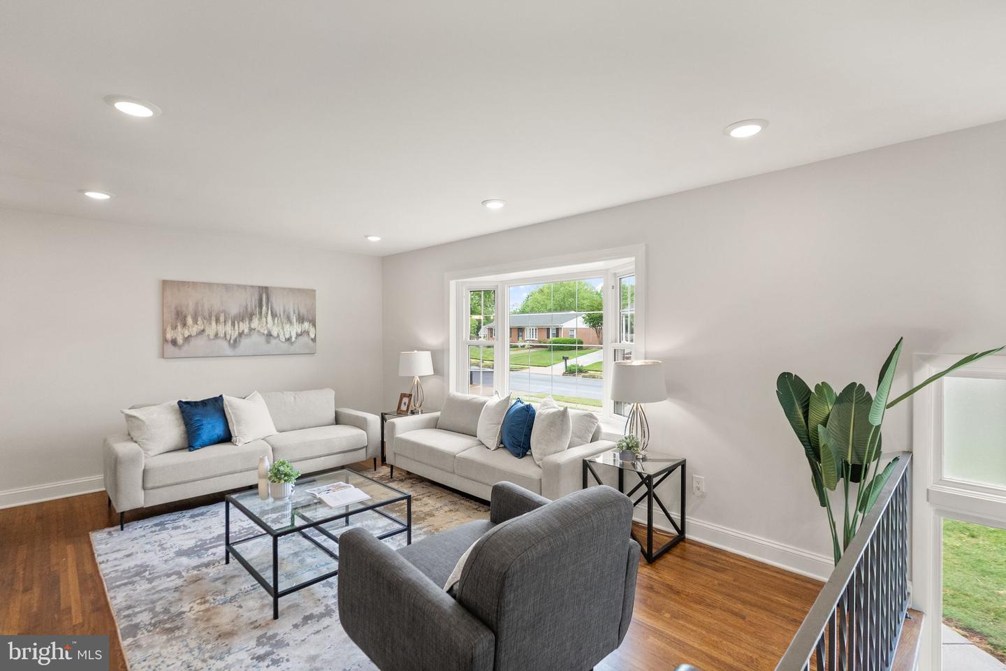 4010 MAPLETON DR, CHANTILLY, Virginia 20151, 4 Bedrooms Bedrooms, ,2 BathroomsBathrooms,Residential,For sale,4010 MAPLETON DR,VAFX2237588 MLS # VAFX2237588