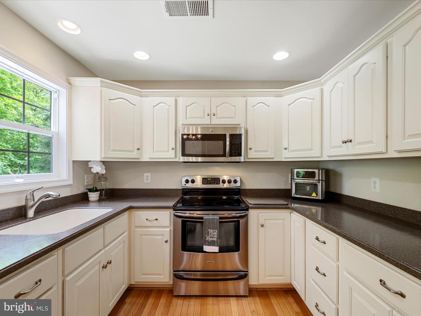 108 EAGLE DR, CROSS JUNCTION, Virginia 22625, 4 Bedrooms Bedrooms, ,3 BathroomsBathrooms,Residential,For sale,108 EAGLE DR,VAFV2033748 MLS # VAFV2033748