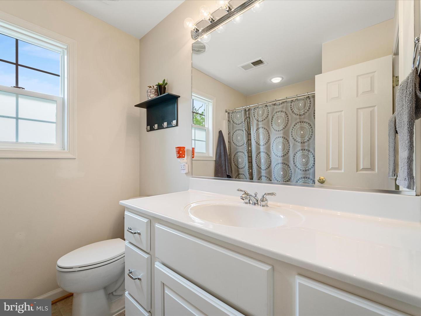 108 EAGLE DR, CROSS JUNCTION, Virginia 22625, 4 Bedrooms Bedrooms, ,3 BathroomsBathrooms,Residential,For sale,108 EAGLE DR,VAFV2033748 MLS # VAFV2033748