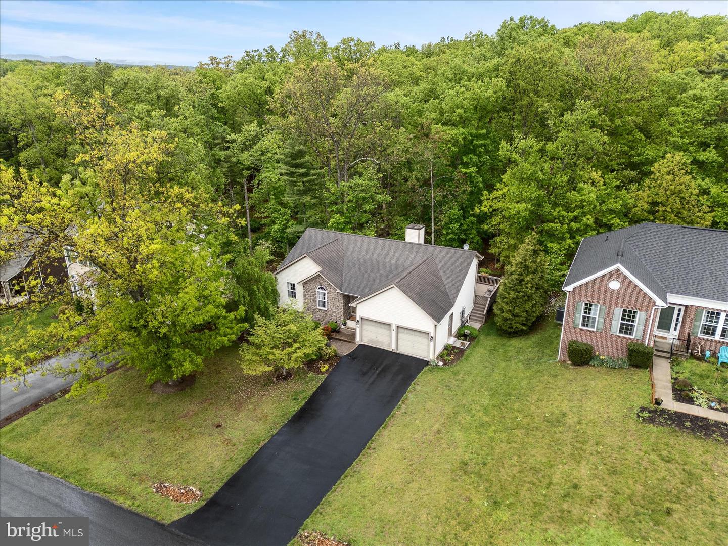 108 EAGLE DR, CROSS JUNCTION, Virginia 22625, 4 Bedrooms Bedrooms, ,3 BathroomsBathrooms,Residential,For sale,108 EAGLE DR,VAFV2033748 MLS # VAFV2033748