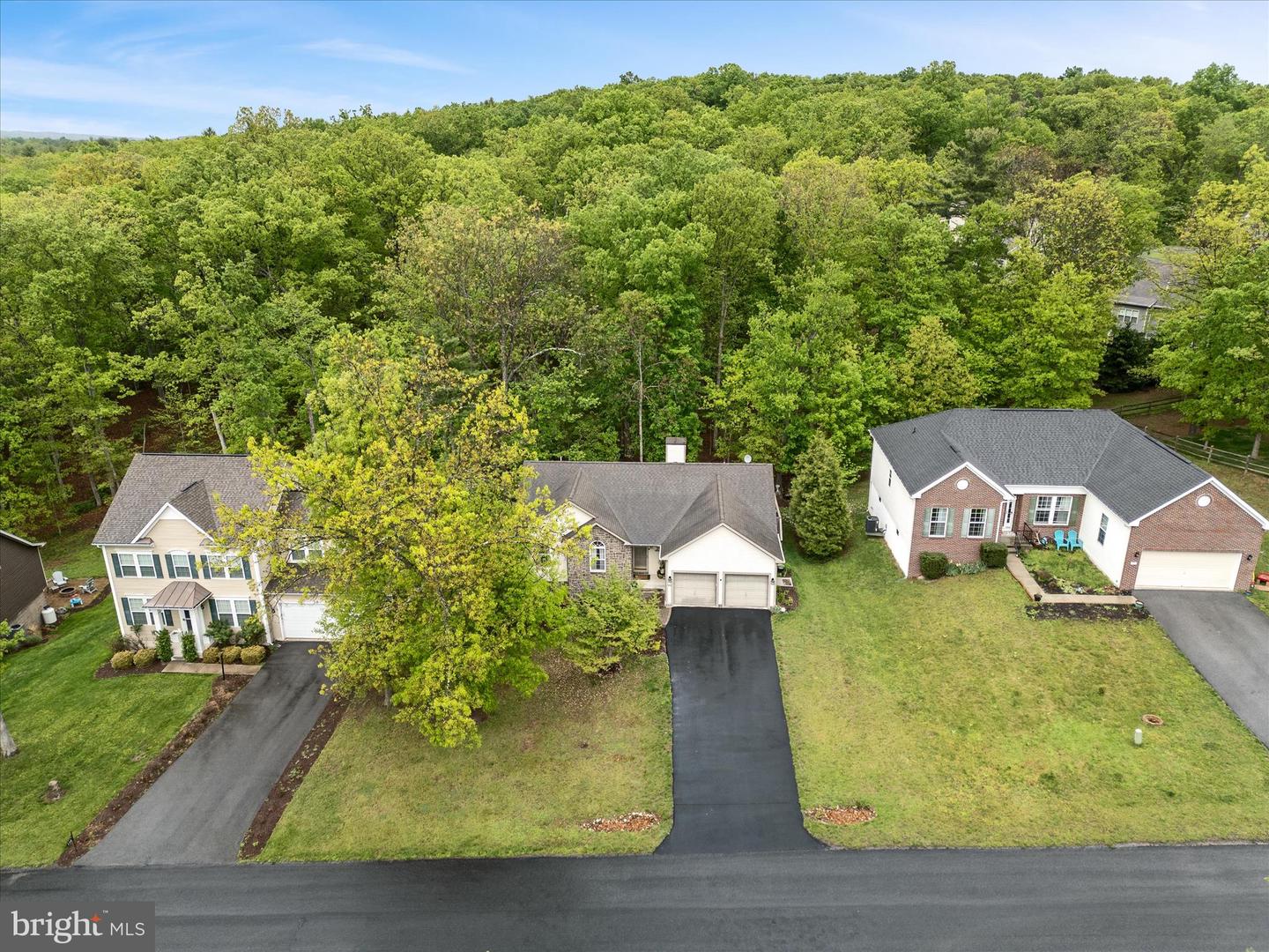 108 EAGLE DR, CROSS JUNCTION, Virginia 22625, 4 Bedrooms Bedrooms, ,3 BathroomsBathrooms,Residential,For sale,108 EAGLE DR,VAFV2033748 MLS # VAFV2033748