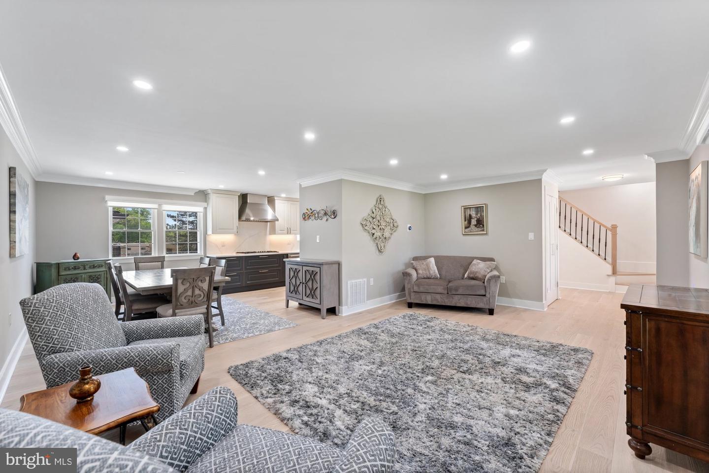 3105 SAVOY DR, FAIRFAX, Virginia 22031, 5 Bedrooms Bedrooms, ,3 BathroomsBathrooms,Residential,For sale,3105 SAVOY DR,VAFX2237054 MLS # VAFX2237054