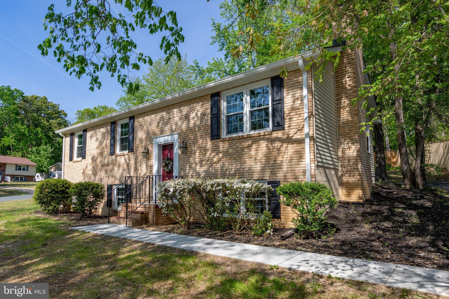 2008 STONEY CREEK DR, FREDERICKSBURG, Virginia 22407, 3 Bedrooms Bedrooms, ,2 BathroomsBathrooms,Residential,For sale,2008 STONEY CREEK DR,VASP2032642 MLS # VASP2032642