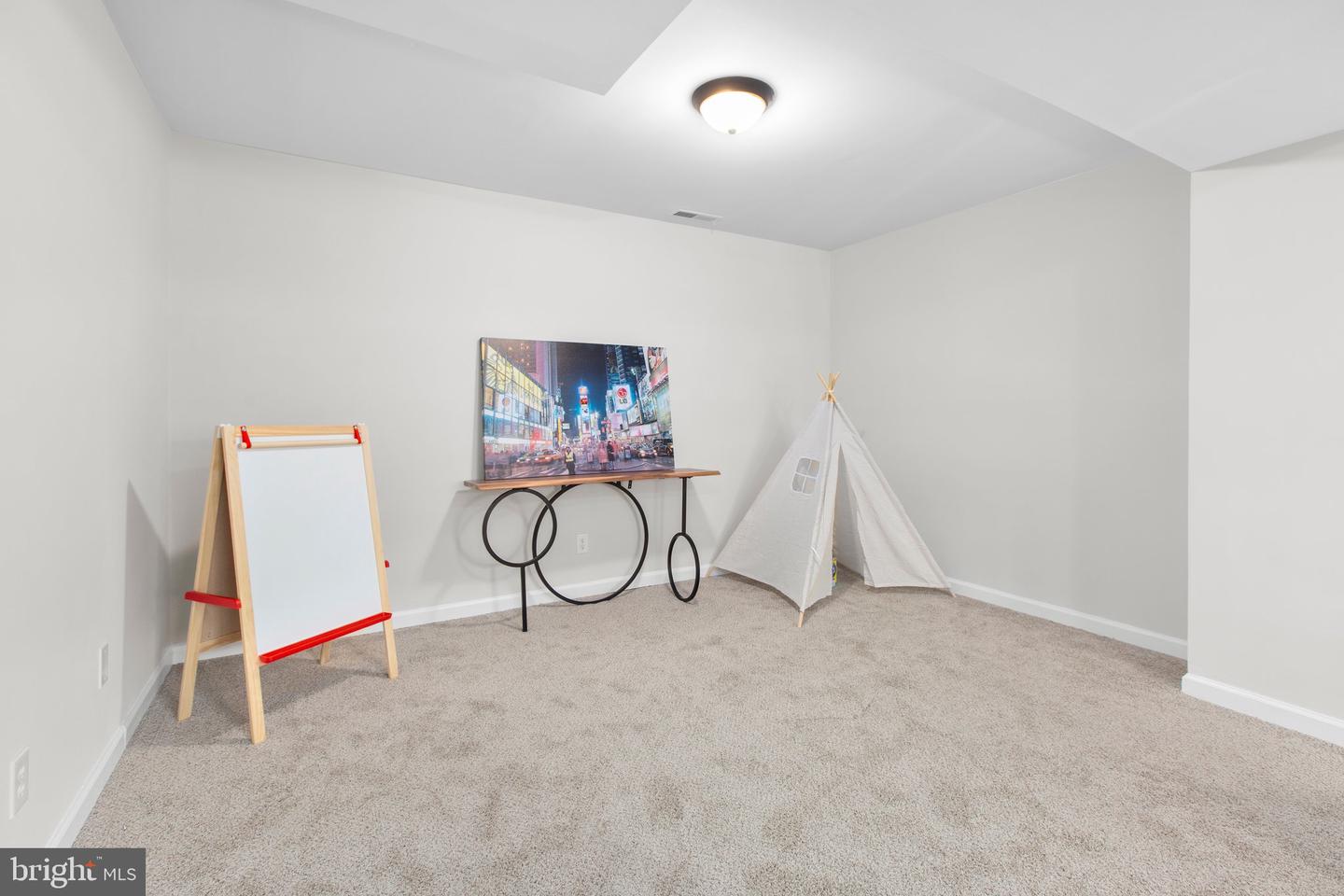 2008 STONEY CREEK DR, FREDERICKSBURG, Virginia 22407, 3 Bedrooms Bedrooms, ,2 BathroomsBathrooms,Residential,For sale,2008 STONEY CREEK DR,VASP2032642 MLS # VASP2032642