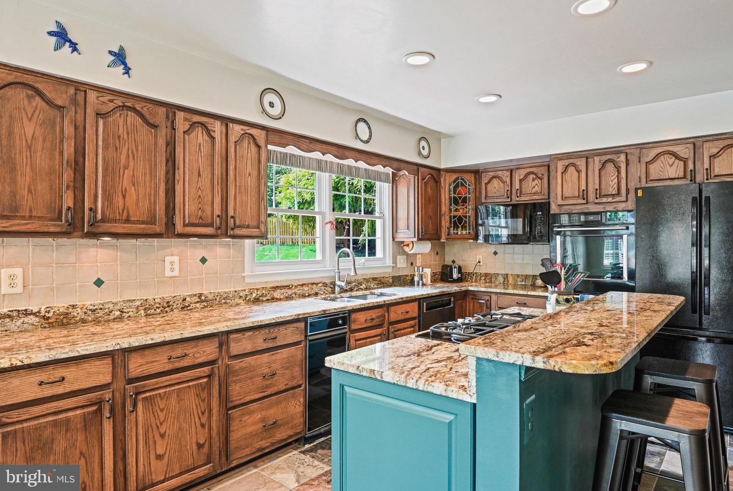 431 WEST CT NW, VIENNA, Virginia 22180, 4 Bedrooms Bedrooms, ,4 BathroomsBathrooms,Residential,For sale,431 WEST CT NW,VAFX2237078 MLS # VAFX2237078