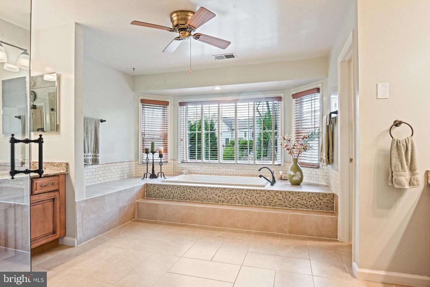 431 WEST CT NW, VIENNA, Virginia 22180, 4 Bedrooms Bedrooms, ,4 BathroomsBathrooms,Residential,For sale,431 WEST CT NW,VAFX2237078 MLS # VAFX2237078