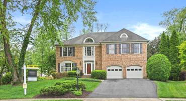 431 WEST CT NW, VIENNA, Virginia 22180, 4 Bedrooms Bedrooms, ,4 BathroomsBathrooms,Residential,For sale,431 WEST CT NW,VAFX2237078 MLS # VAFX2237078
