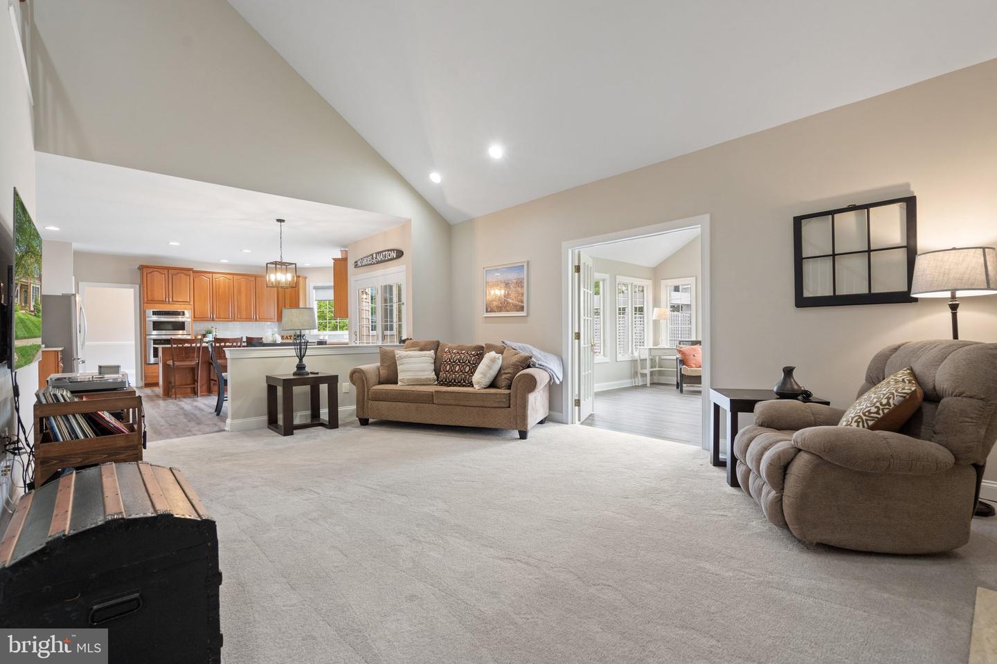 15077 SYCAMORE HILLS PL, HAYMARKET, Virginia 20169, 4 Bedrooms Bedrooms, ,3 BathroomsBathrooms,Residential,For sale,15077 SYCAMORE HILLS PL,VAPW2093328 MLS # VAPW2093328