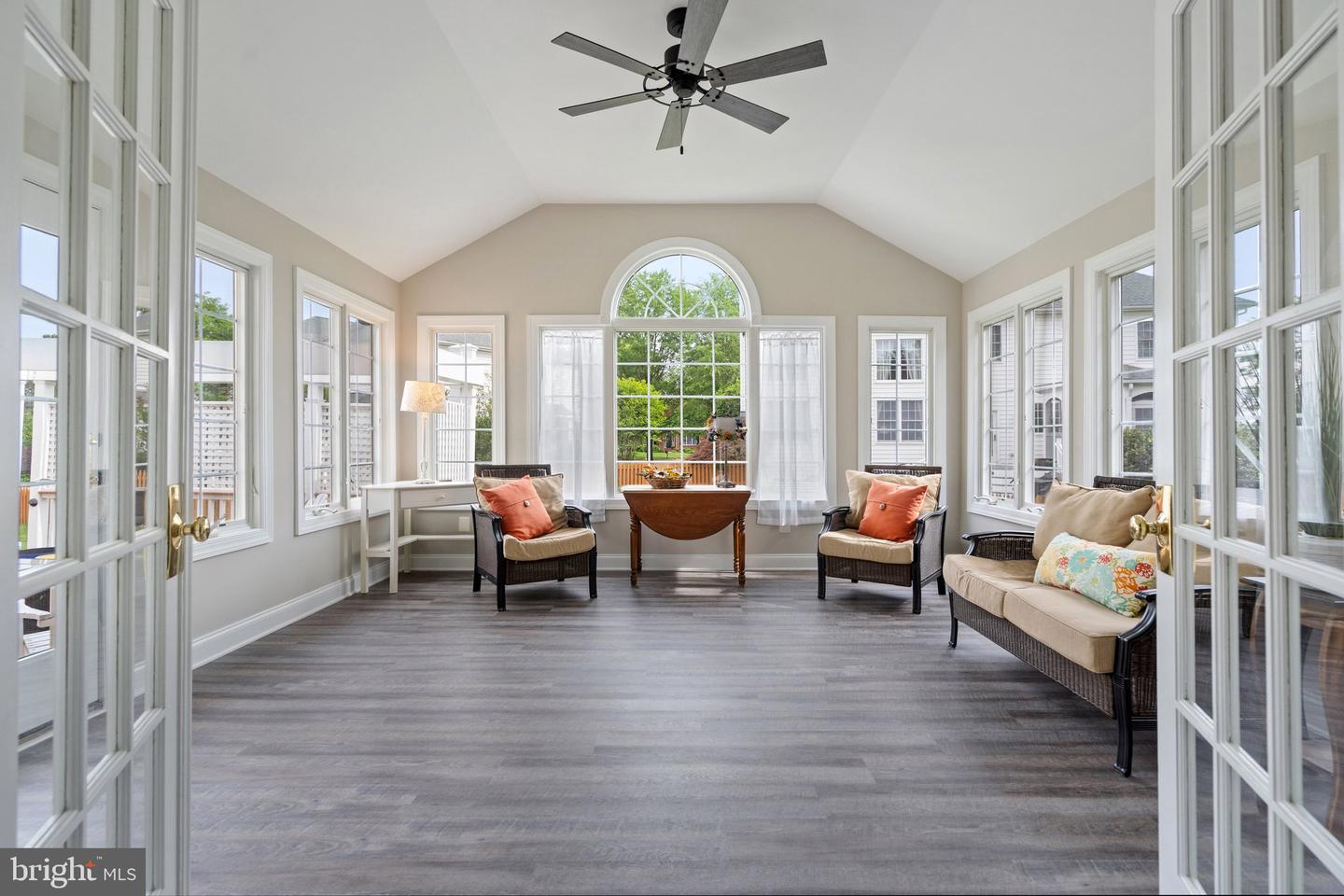 15077 SYCAMORE HILLS PL, HAYMARKET, Virginia 20169, 4 Bedrooms Bedrooms, ,3 BathroomsBathrooms,Residential,For sale,15077 SYCAMORE HILLS PL,VAPW2093328 MLS # VAPW2093328